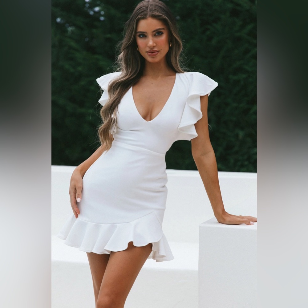 Selfie Leslie Cupid Bow V-Neckline Ruffle Bodycon Dress